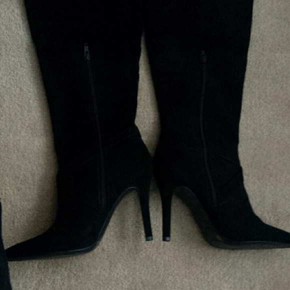 BLACK SUEDE over the knee boots - Picture 5 of 10